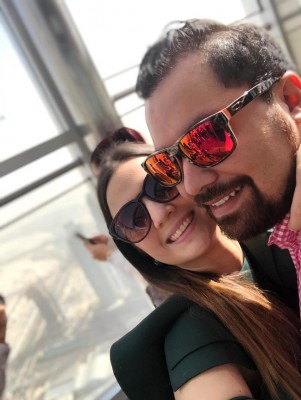 Tania Portillo y Ángel Mencia ya estan en Dubái