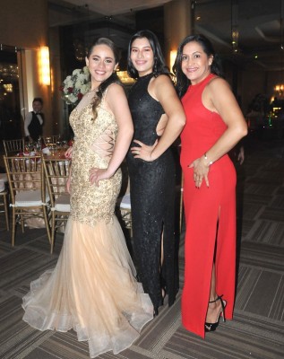 Zully Doblado, Alejandra Ramos y Roxana Argueta