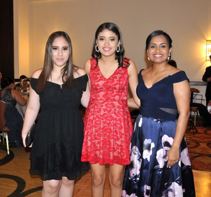 Andrea Maury, Victoria Torres y Alejandra Mejía