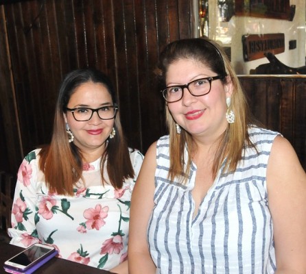 Cesia Castellanos y Carla Cañas