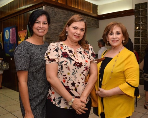 Dalila de Boden, Josefina de Castro y Jackie Rivera
