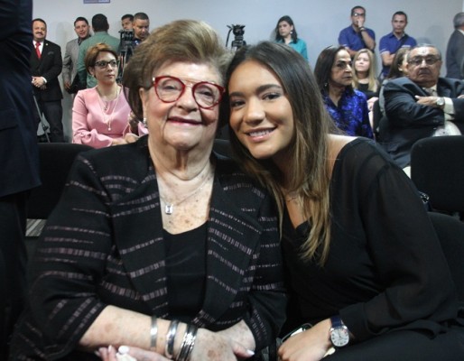 Dina Villeda y Rafaella Pastor