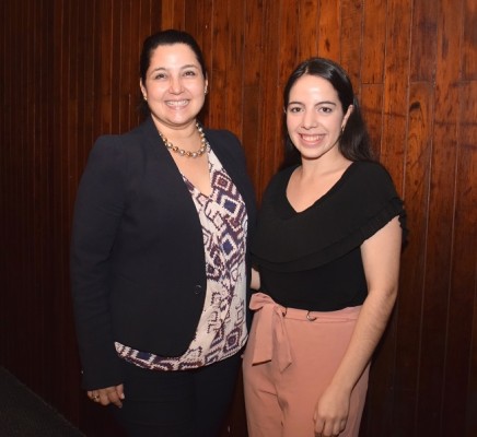 Francia Quintana y Emely Guerra