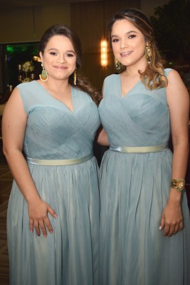 Gabriela y Kimberly Rosales