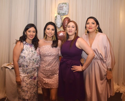 Jaqueline Casco, Elizabeth Hernández, Claudia Darden y Andrea Hernández