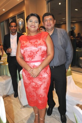 Karen Valdez y Rubén Espinal