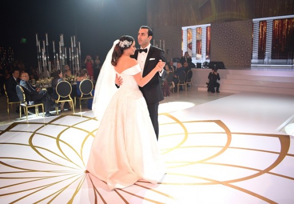 Los novios compartieron la pista de baile al ritmo del inolvidable vals