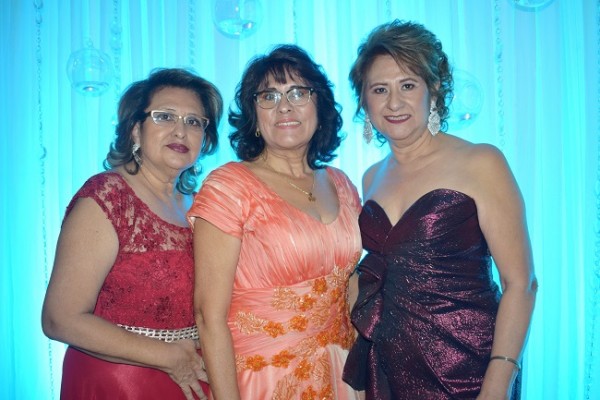 Lucy, Lidia y Gladys Cárdenas