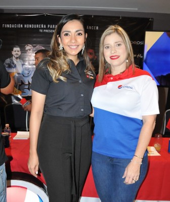 Mariela Villela (Pizza Hut) y Melissa Villegas (EMSULA)