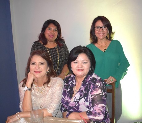 Sheila García, Susana Bulnes de Laínez, Liseth García y Lupita Mongie