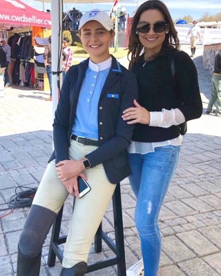 Wendy Rajan con su bella hija en Quintas Ecuestres Haras Puebla.