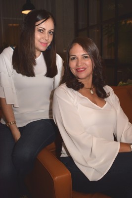 Anabella Santos y Amparo de Vasquez