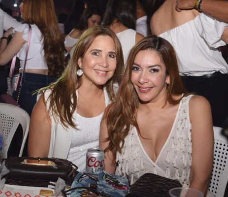 Carolina Santos de Kafati y Marilda Mata