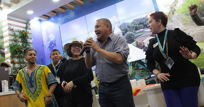 Sabor y talento hondureños cautivan en Feria de Turismo de Berlín