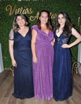 Gabriela, Alma y Daisy Villars