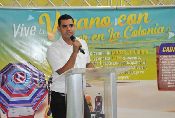 Miguel Vargas, coordinador de Mercadeo de Supermercados La Colonia en la zona norte.