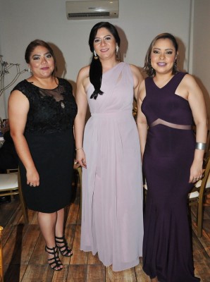 Lorena Linares, Karina Ordóñez y Paola Cervantes