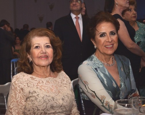 Mery y Carmen Faraj