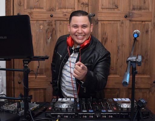 Daybeat DJ puso a bailar a los invitados en la celebración de Camila Rocío
