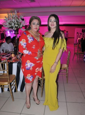 Ibeth Arita y Nallely Posadas