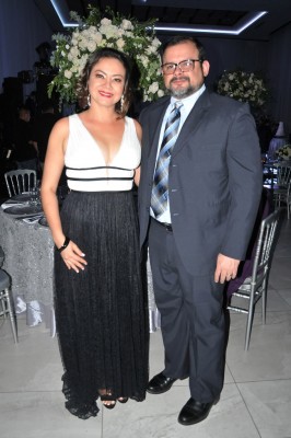 Iván Pineda y Jessica Pineda