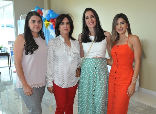 Karla Mendoza, Sandra Hércules, Sandra Hernández e Ivonne Mayorga