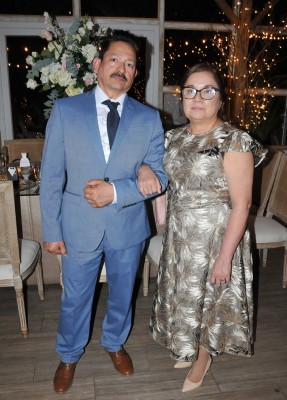 Los padres del novio, Feliciano Maldonado López y Gloria Ismenia Maldonado
