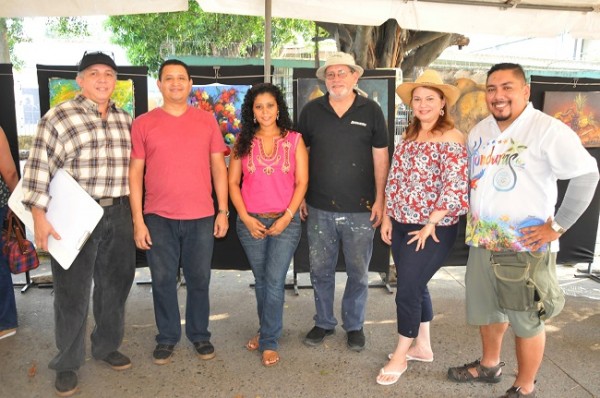 Marvin Mendieta, Miguel Sorto, Yamileth Figueroa, Antonio Vinciguerra, Josefina de Castro y Roman Murillo