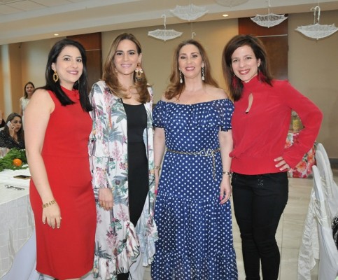 Mireya de Hawit, Blanca de Hawit, Jenny de Vitanza y Perla Handal