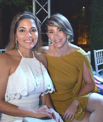Reyna Alvarado y Jeaneth Rivera