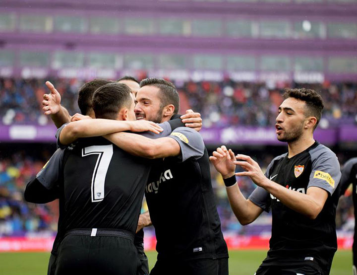 El Sevilla sigue su camino hacia la Champions al imponerse 0-2 al Real Valladolid