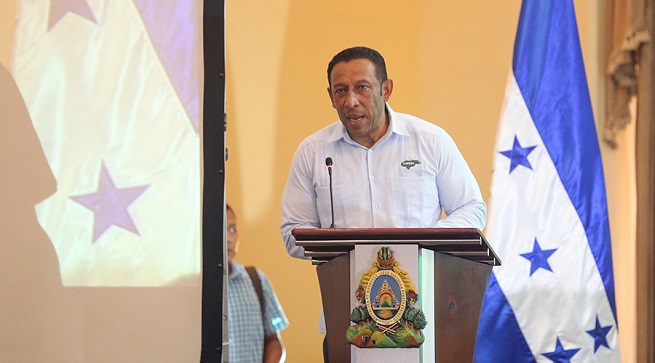 Presidente de Amhon asegura que los 298 alcaldes tienen capacidad de abordar salud y educación