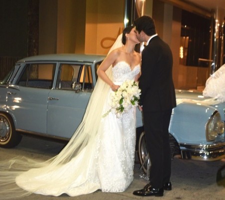 Ricardo José y Denisse Roxanda sellaron un beso de amor eterno su unión matrimonial.