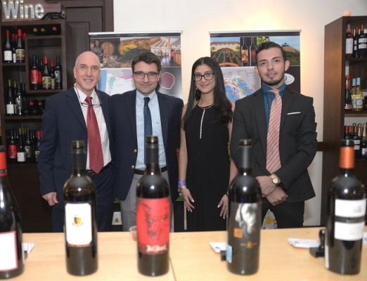 Jorge Kosak, María José Deras, Bojan Tosic y Daniel Sabillón en el World Wine Tour 2019 de Hotel InterContinental