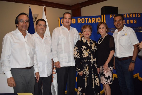 Víctor Manuel Rodríguez, Edgardo Valerio, Julio Grazioso, Santa Euceda, Mitti Sabillón y Cesar García.