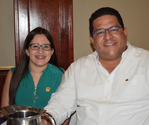 Marssella Hernández y Víctor Hugo David.