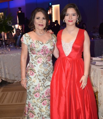 Mabel y Nadia Galeano