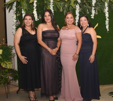 Tania Montoya, Rose Cooper, Indira Centeno y Sorina Murillo