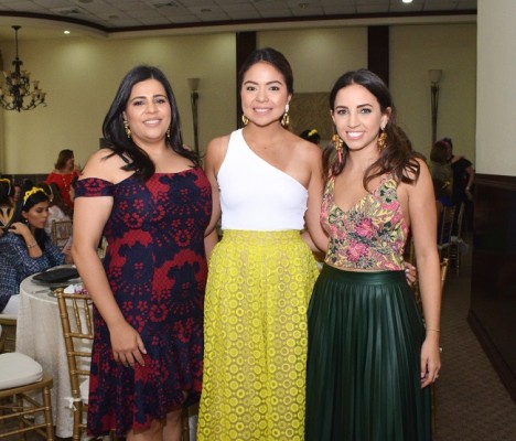Alejandra Moreno, Mariana León y Mary Ann Kafati