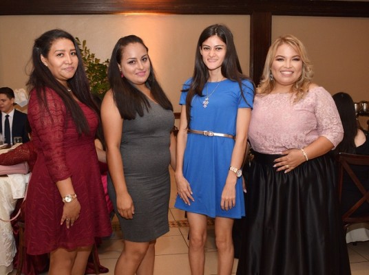 Carolina Rodriguez, Ingrid Bonilla, Melisa Mejia y Karen de Romero