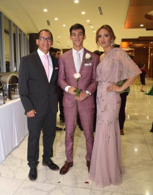 Fernando Moncada, Luis Moncada y Karina de Moncada