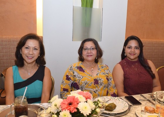 Helen Ley, Alma Iris Rivas y Gabriela Corea