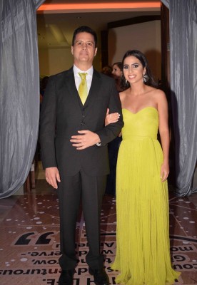 Juan Diego Canahuati, muy orgulloso de su hija, Gabriela Canahuati