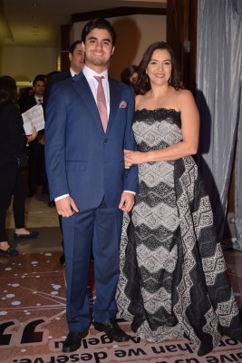 Juan Fernando Andonie y su elegante madre, Ana de Andonie