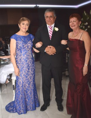 Los padres de la novia, Onilda Rivera, Pablo y Nelly Paz
