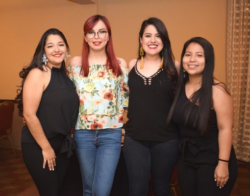 Natalie Cruz, Kelly Aleman, Josseline Midence y Maria Mairena