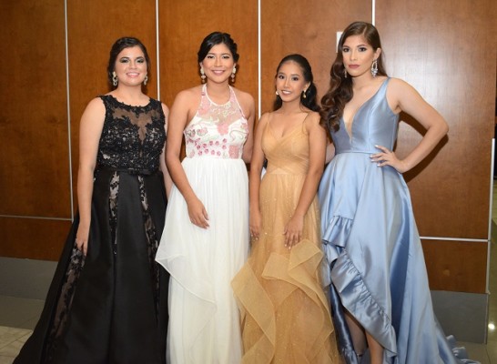 Nicole Chong, Angélica Ordoñez, Ivanna Caballero y Andrea Medina
