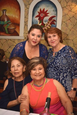 Ruth Rápalo, Mery de Handal, Aura Gatlin y Raquel de Bendaña.