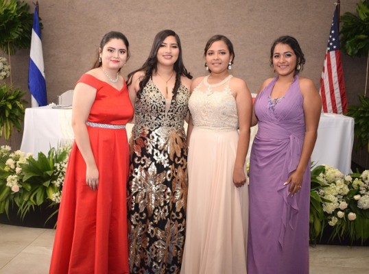 Samantha Zaldívar, Kensy Caballero, Lilian Aguilar y Yudeth Castellanos