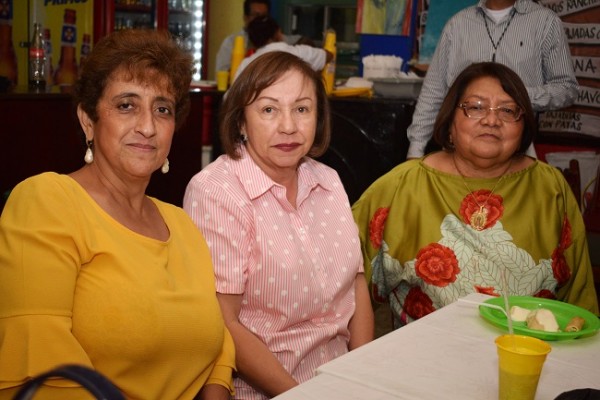 Yolanda Rápalo, Sandra Jerezano y María Antonieta Escobar.